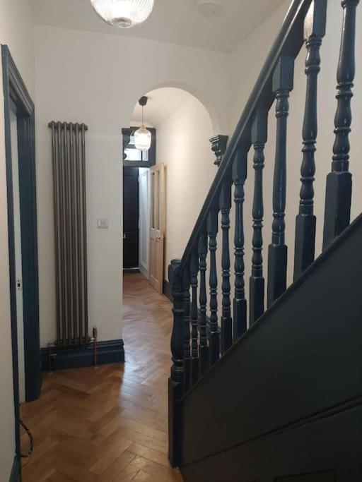 Large Newly Refurbished House Close To Harbour Bristol Ngoại thất bức ảnh