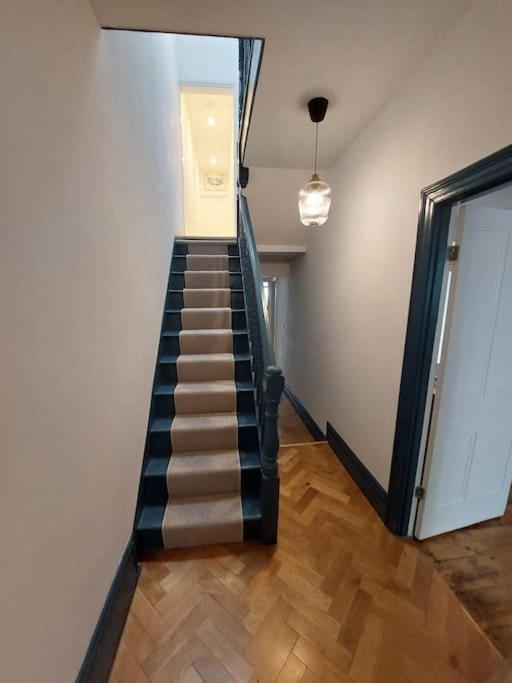 Large Newly Refurbished House Close To Harbour Bristol Ngoại thất bức ảnh